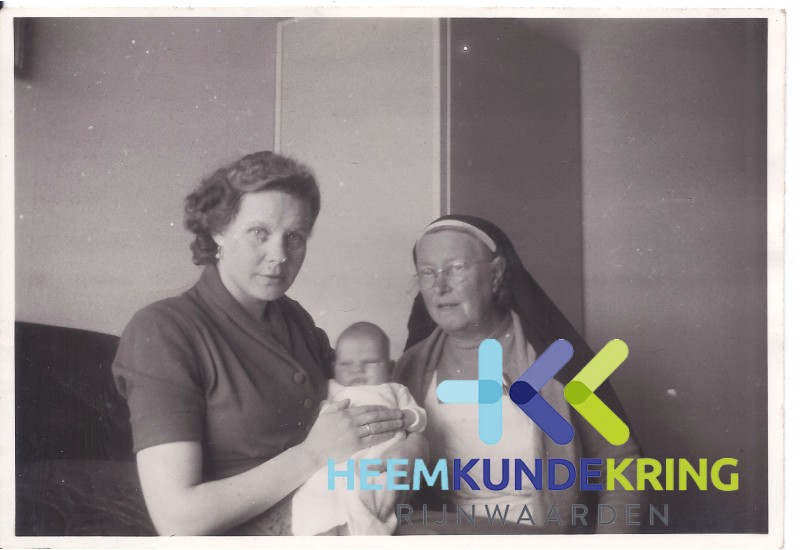 R. Berns v-d Meijden H. Berns - Dina Damen Coll. HKR F0000051